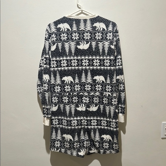 OLD NAVY Fleece Henley Pajama Romper Size Small Tall -- 3.5-inch inseam - Picture 6 of 6